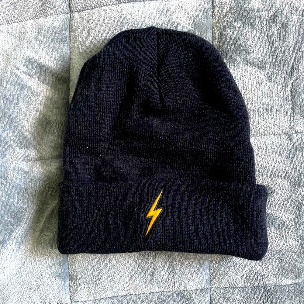 Limited edition Aviator Nation beanie ⚡️